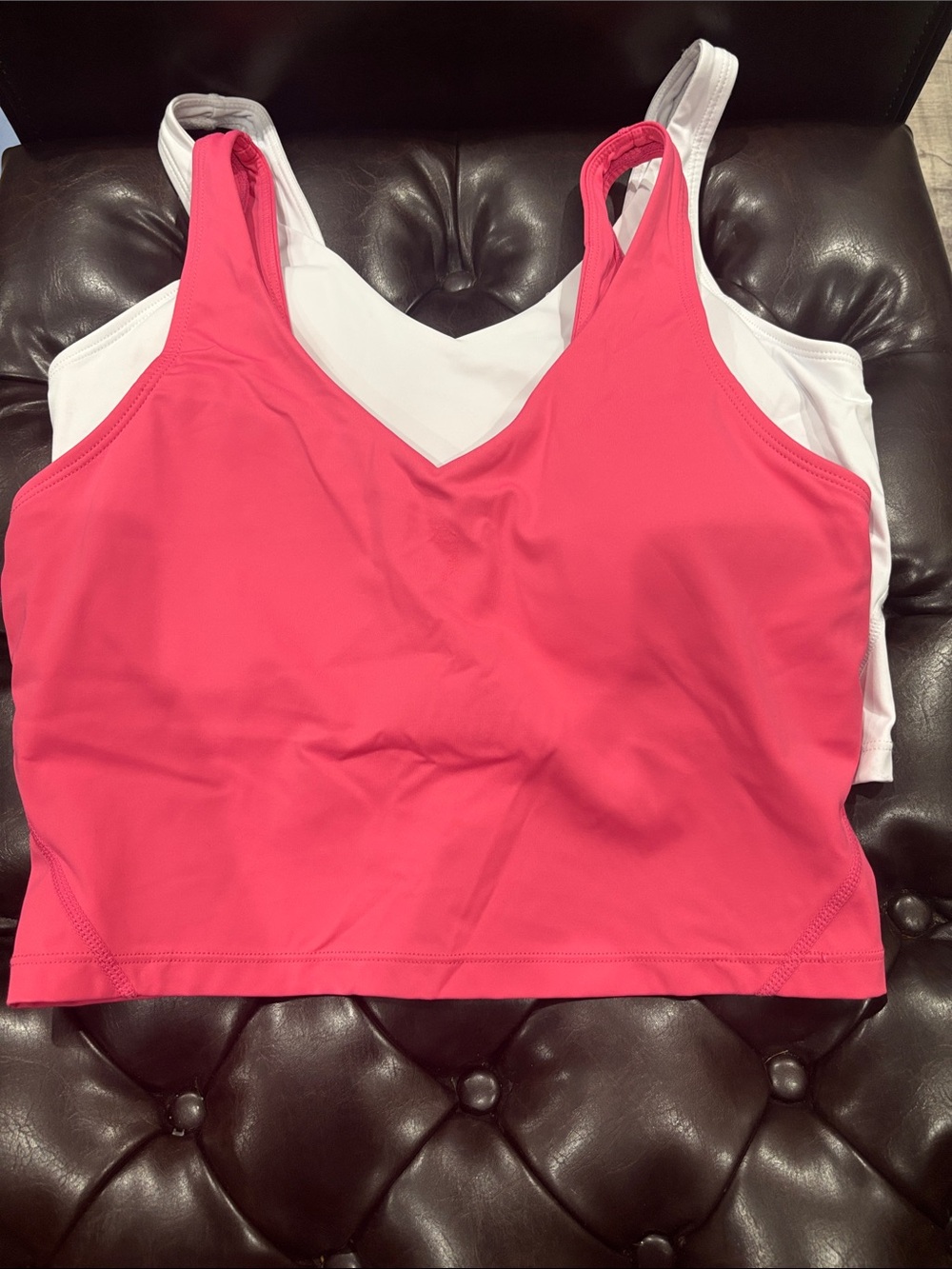 2 Everyday V-Neck padded Crop Tank — Pink and white